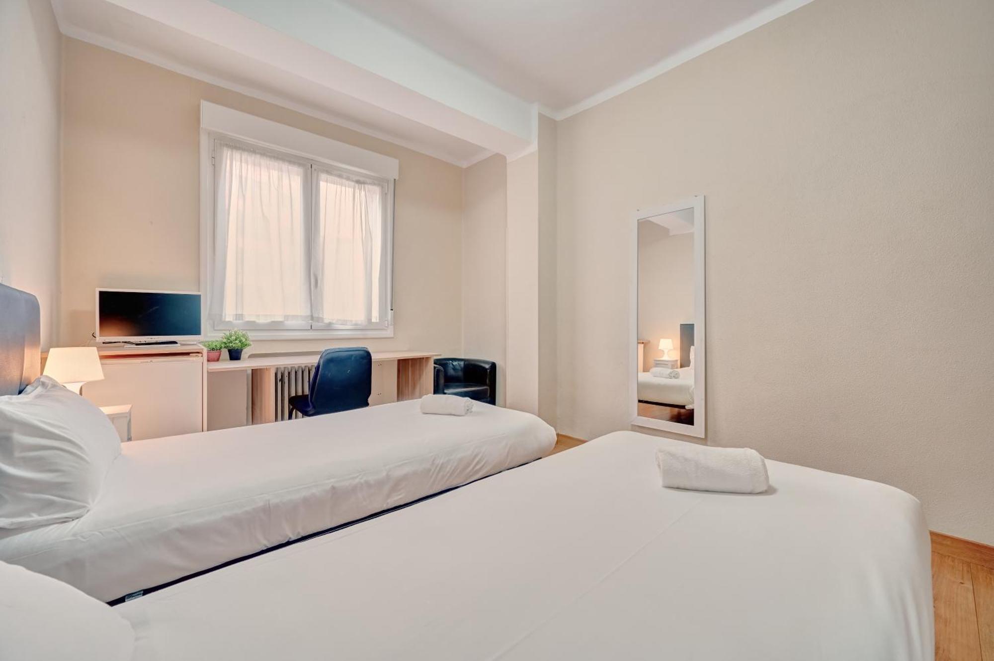 Monasterio By Clabao Apartment Пампона Екстериор снимка